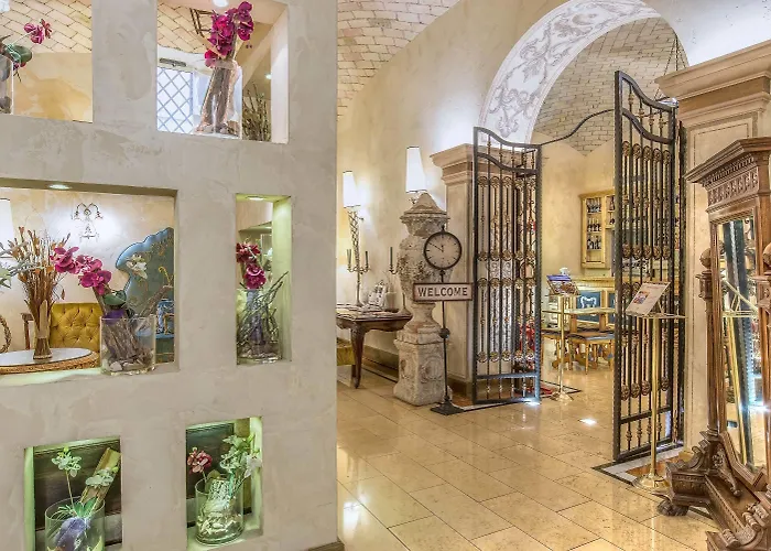 Hotel Select Via Veneto 4*